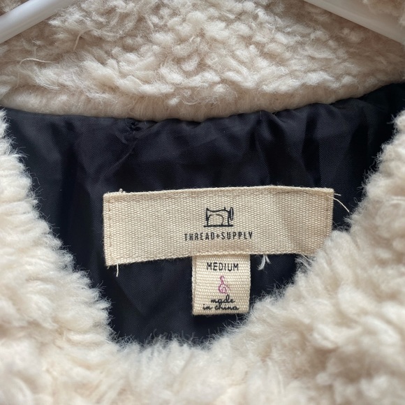 Teddy Jacket // 💐 - Picture 2 of 4